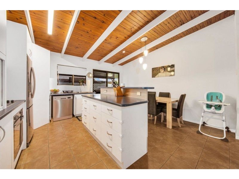 33 Mars Crescent, Telina QLD 4680