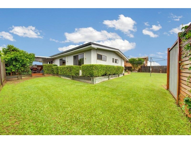 33 Mars Crescent, Telina QLD 4680