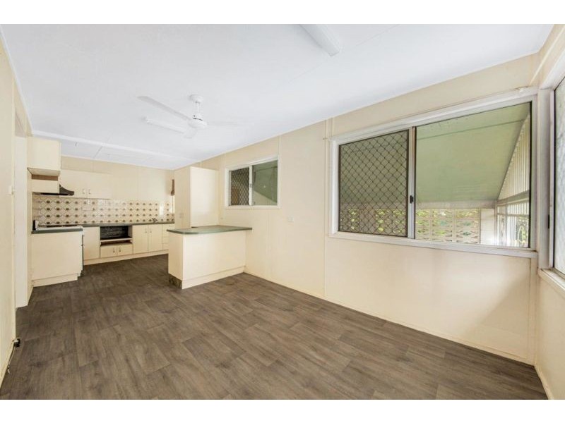 77 Sutton Street, Barney Point QLD 4680