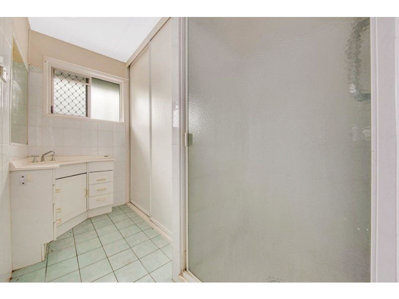 77 Sutton Street, Barney Point QLD 4680