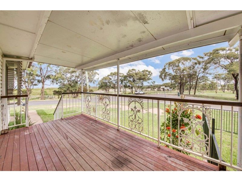 77 Sutton Street, Barney Point QLD 4680