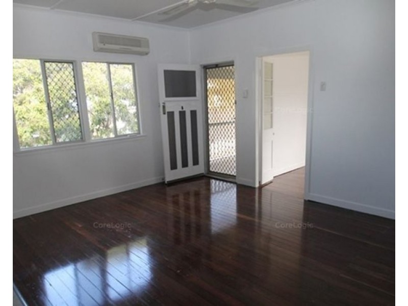 10 Agnes Street, South Gladstone QLD 4680