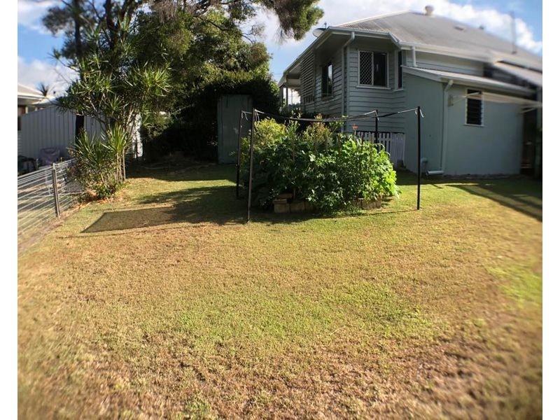 10 Agnes Street, South Gladstone QLD 4680