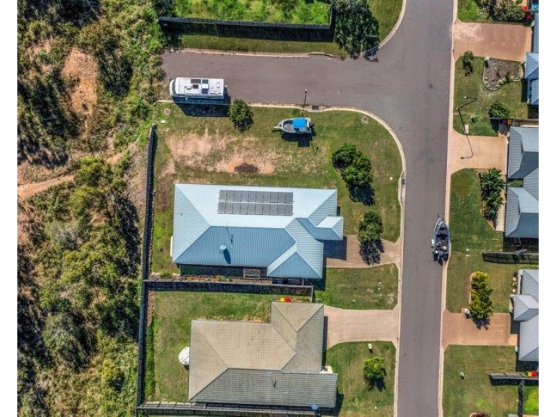 24 Iris Road, Kirkwood QLD 4680