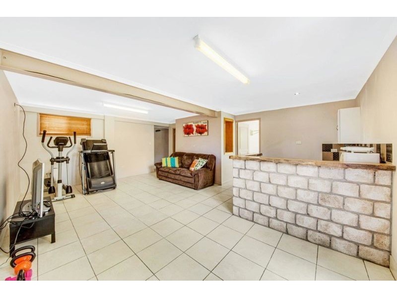 52 Sandpiper Avenue, New Auckland QLD 4680