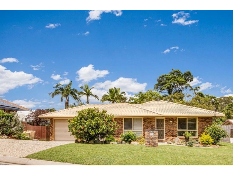 5 Hayman Court, Clinton QLD 4680