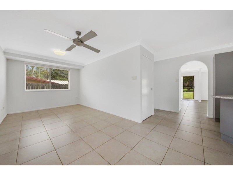 5 Hayman Court, Clinton QLD 4680