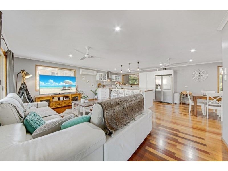 32 Sharyn Drive, New Auckland QLD 4680