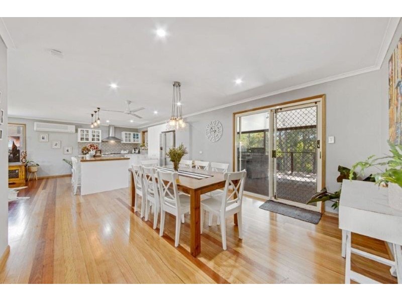 32 Sharyn Drive, New Auckland QLD 4680