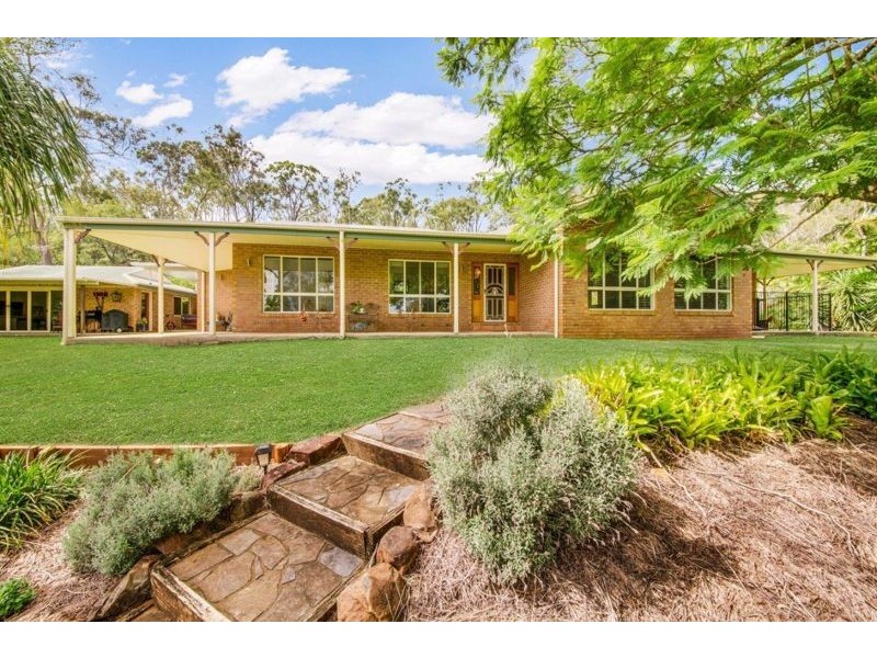 72 Williams Road, Burua QLD 4680