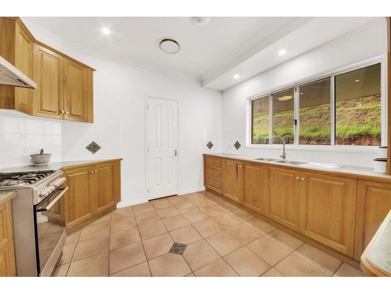 72 Williams Road, Burua QLD 4680