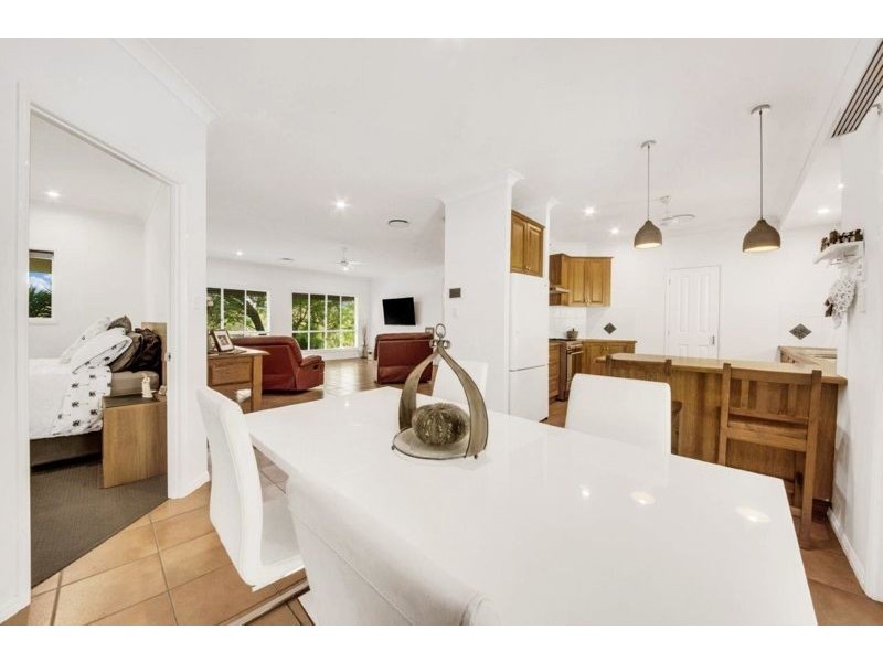 72 Williams Road, Burua QLD 4680
