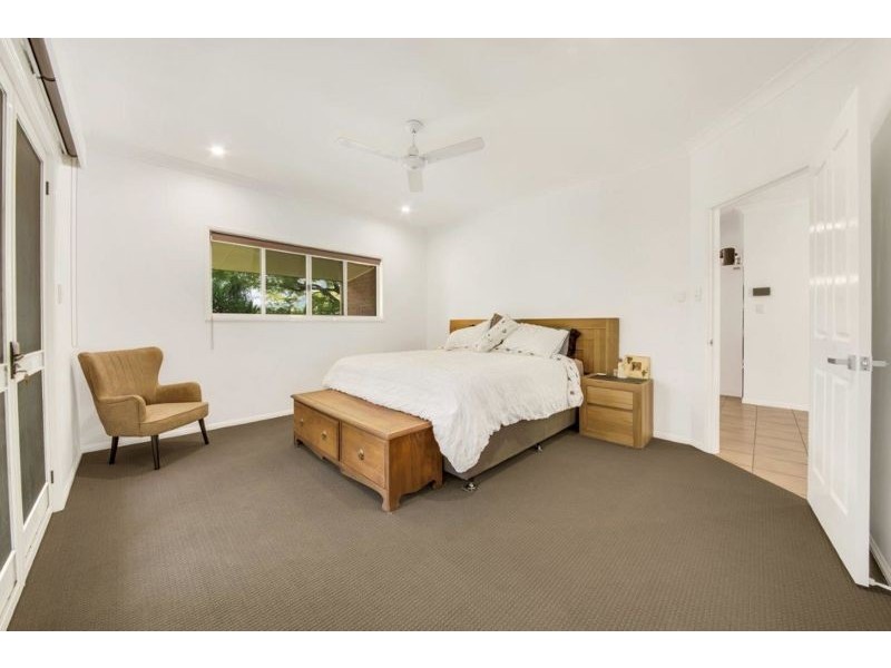 72 Williams Road, Burua QLD 4680