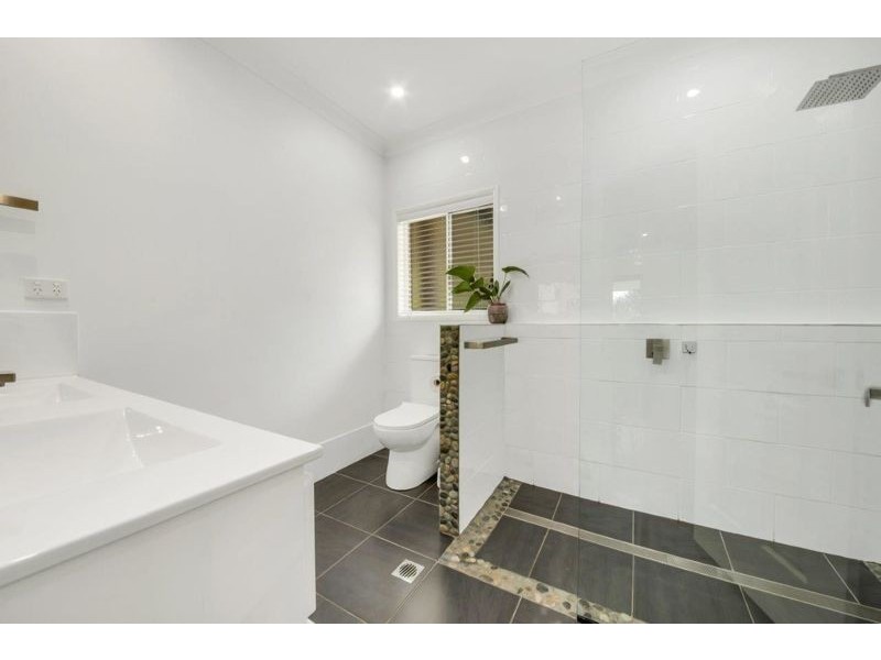 72 Williams Road, Burua QLD 4680