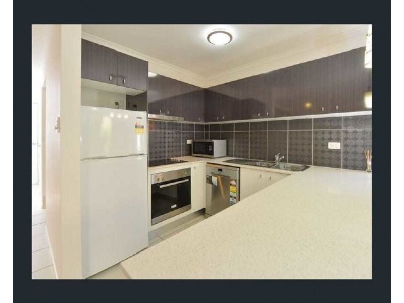 6/5 Glenlyon Street, Gladstone QLD 4680
