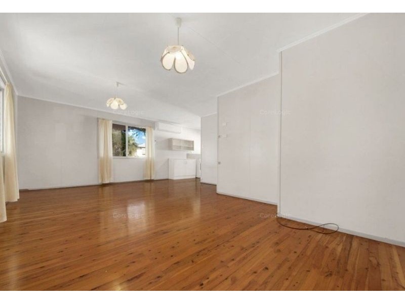 13 Wilkins Street, West Gladstone QLD 4680