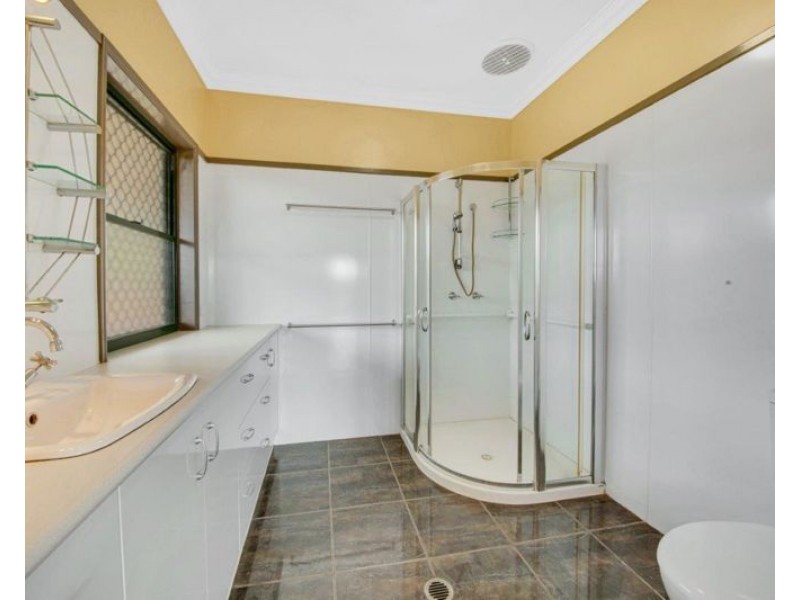 6 Mount Beecher Drive, Beecher QLD 4680