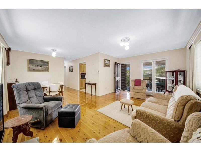 38 Boles Street, West Gladstone QLD 4680