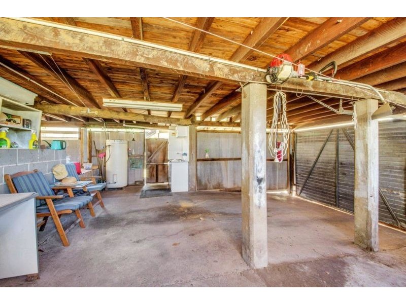 38 Boles Street, West Gladstone QLD 4680