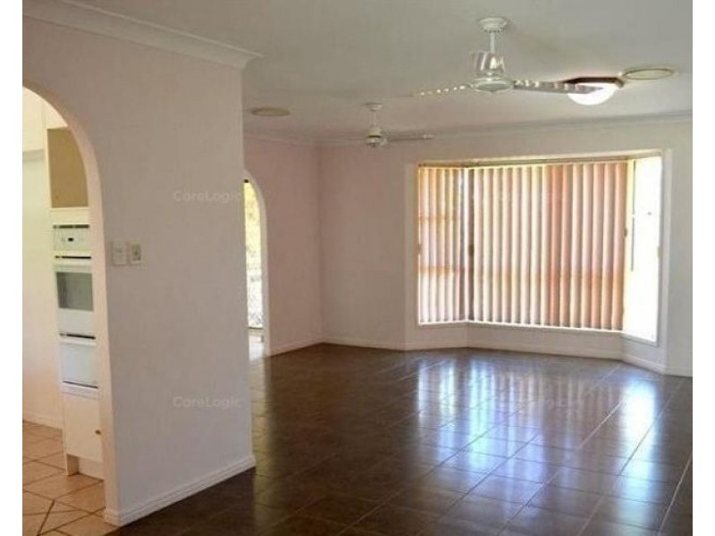 17 Witney Street, Gladstone QLD 4680