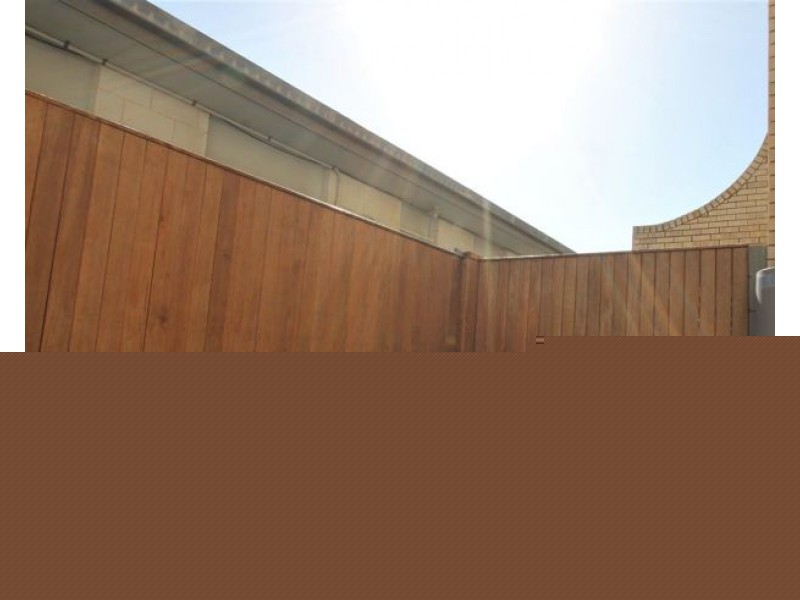 2/45 O’Connell Street, Barney Point QLD 4680