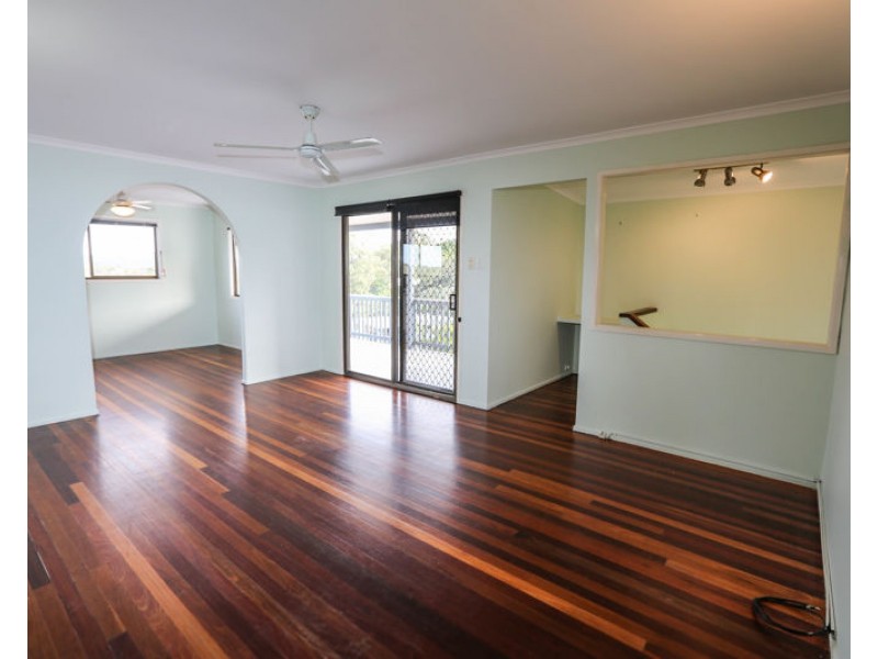 10 Hibiscus Avenue, Sun Valley QLD 4680