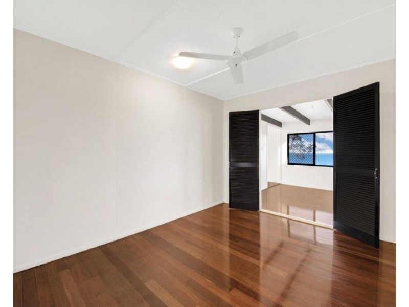 68 Sutton Street, Barney Point QLD 4680