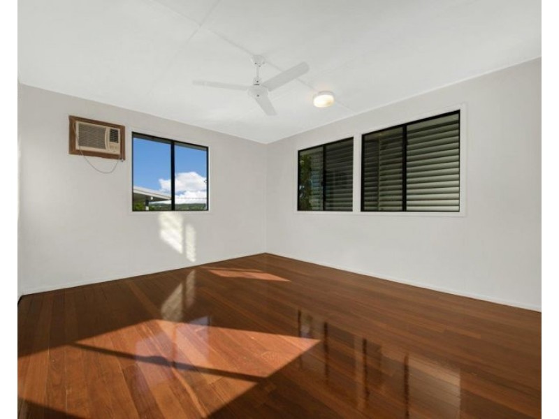 68 Sutton Street, Barney Point QLD 4680