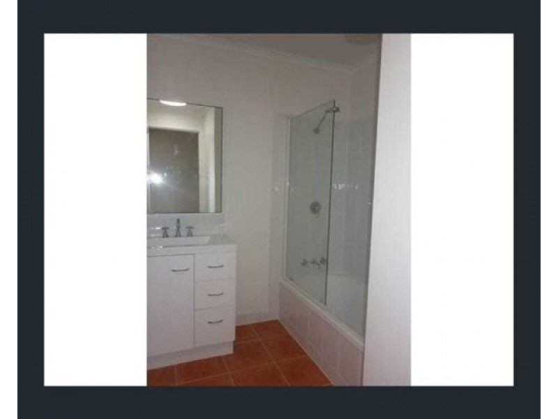 264 AUCKLAND STREET, Gladstone QLD 4680