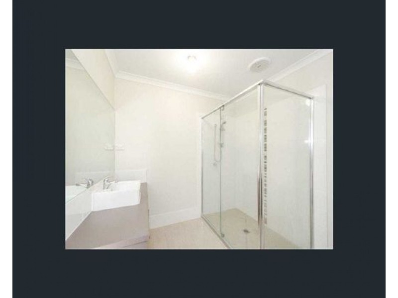 14A Seagull Boulevard, Kirkwood QLD 4680