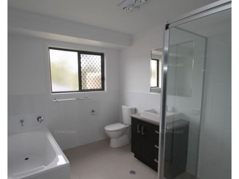 2/2 Chanel Court, New Auckland QLD 4680