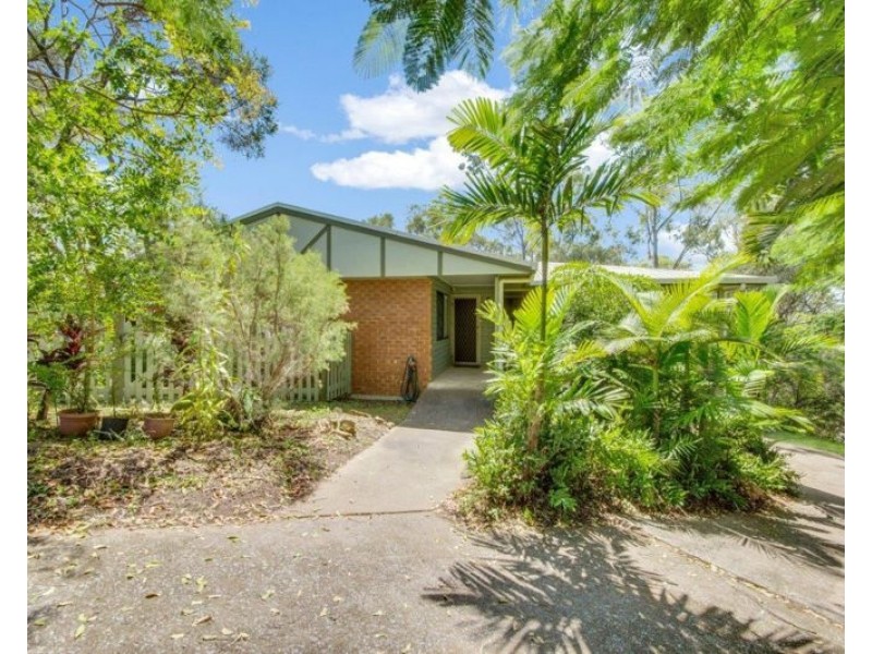 19 Bembooka Close, Glen Eden QLD 4680