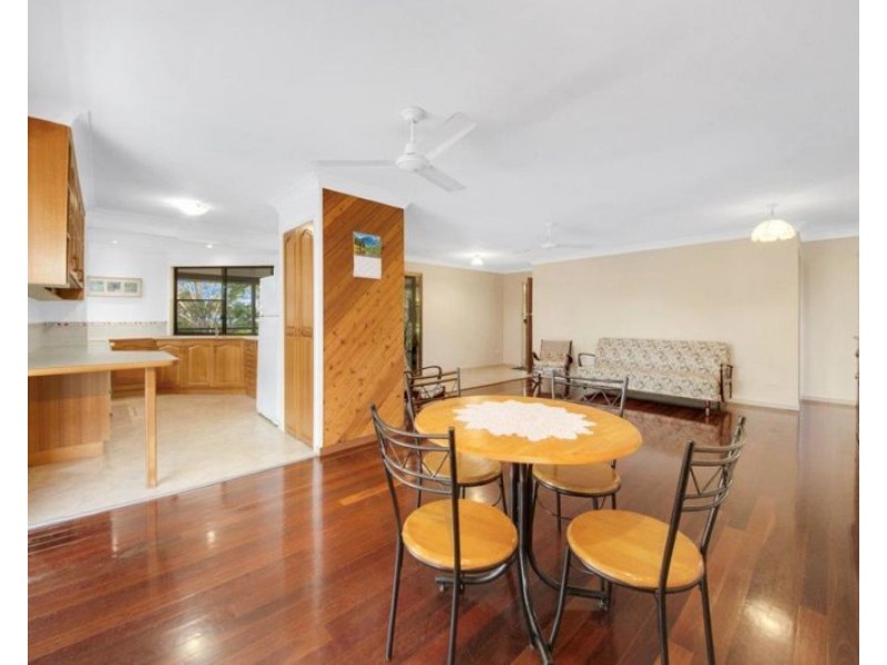 19 Bembooka Close, Glen Eden QLD 4680