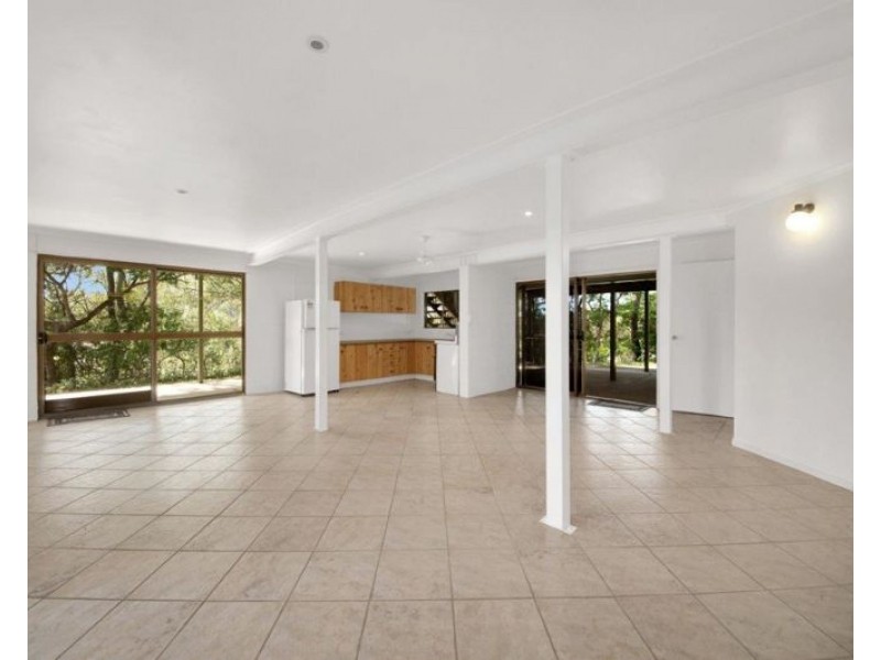 19 Bembooka Close, Glen Eden QLD 4680