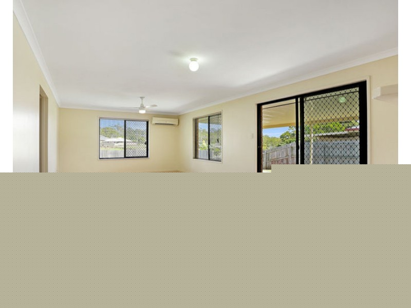 24 Flounder Crescent, Toolooa QLD 4680