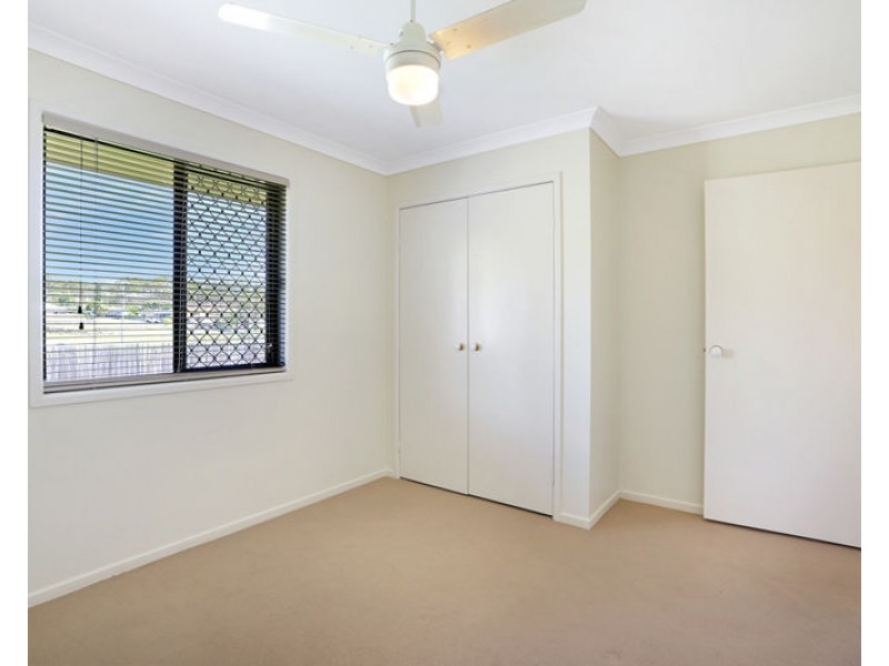 24 Flounder Crescent, Toolooa QLD 4680