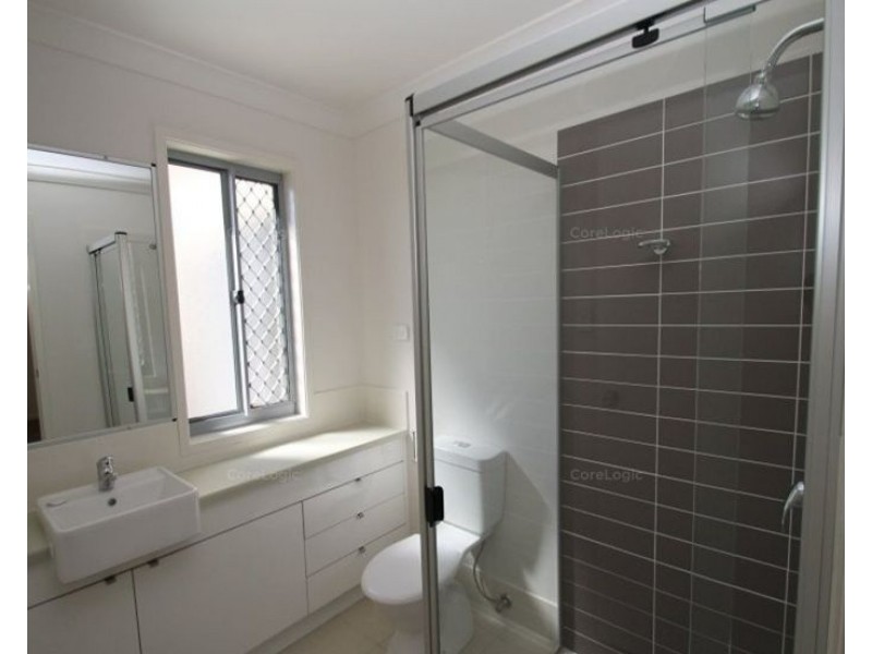 6 Namadgi Terrace, New Auckland QLD 4680