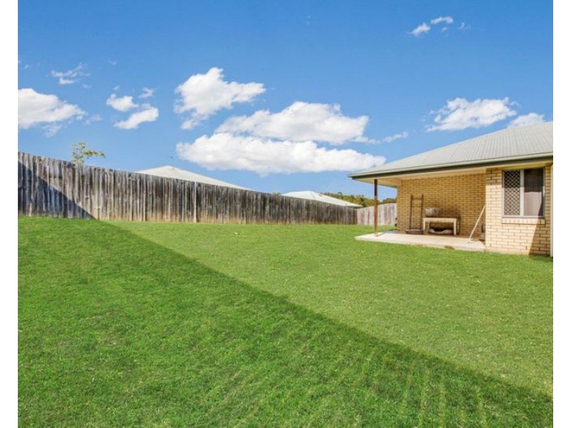 6 Namadgi Terrace, New Auckland QLD 4680