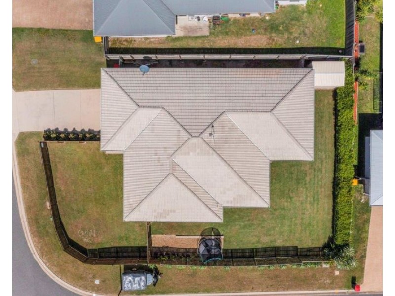 5 Takoko Place, Kirkwood QLD 4680