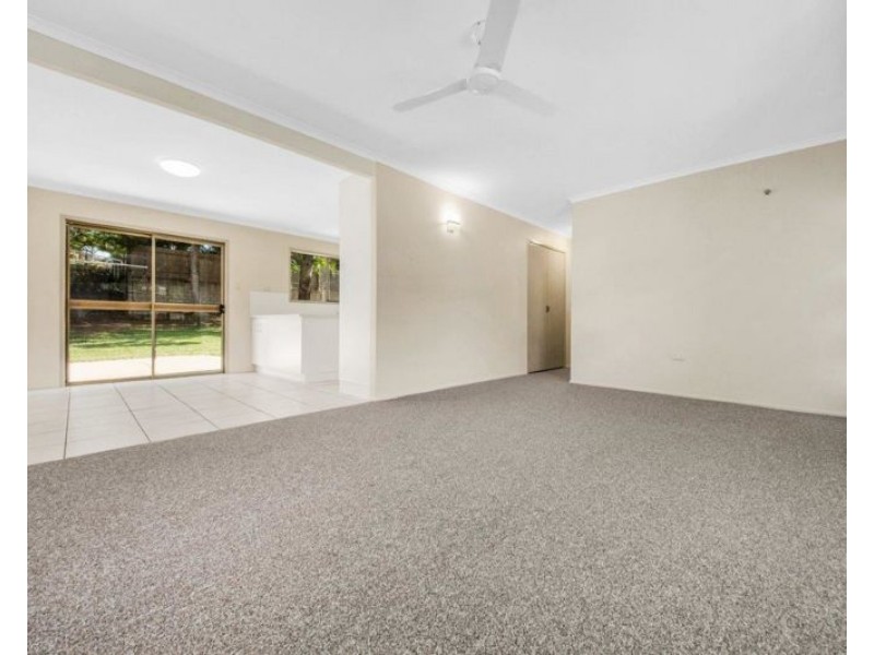 5 Venus Street, Telina QLD 4680