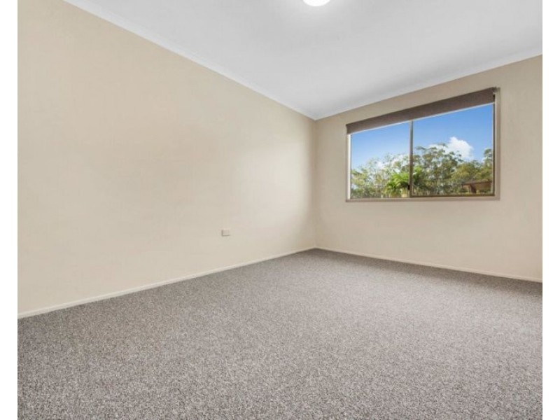 5 Venus Street, Telina QLD 4680