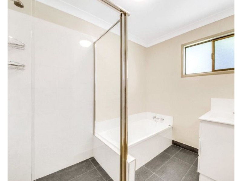 5 Venus Street, Telina QLD 4680