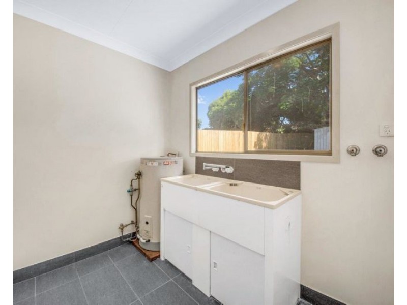 5 Venus Street, Telina QLD 4680