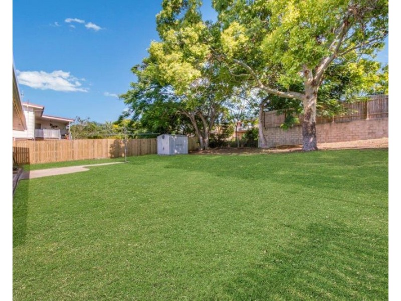 5 Venus Street, Telina QLD 4680