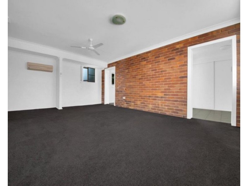 1 Bingera Street, Clinton QLD 4680