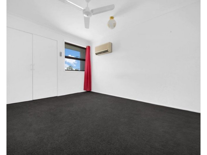 1 Bingera Street, Clinton QLD 4680