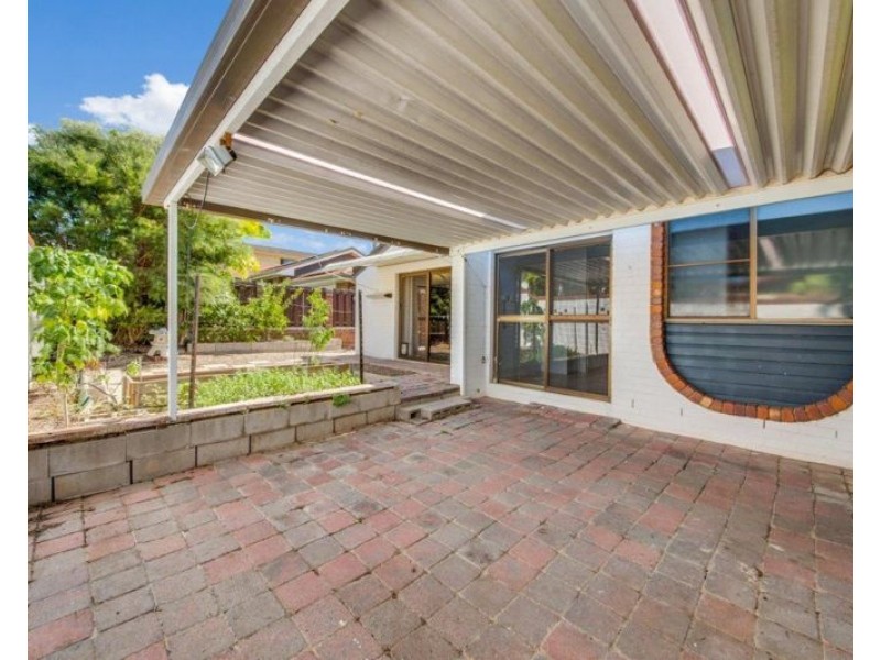 1 Bingera Street, Clinton QLD 4680