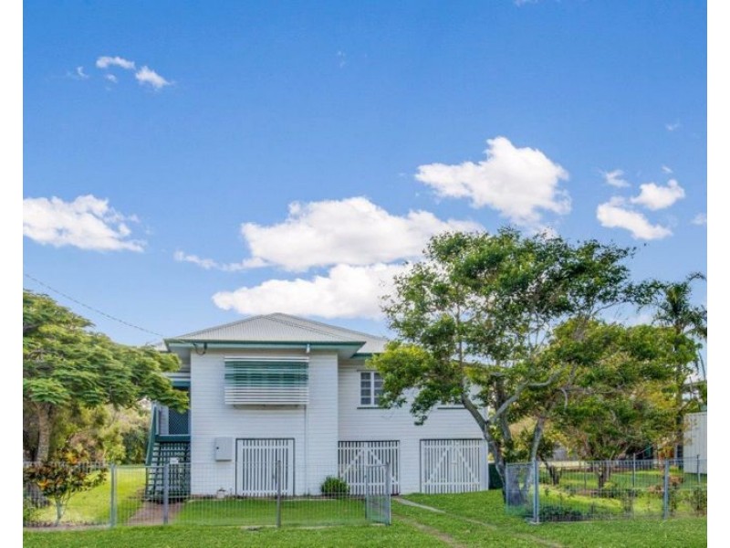 42 Sutton Street, Barney Point QLD 4680