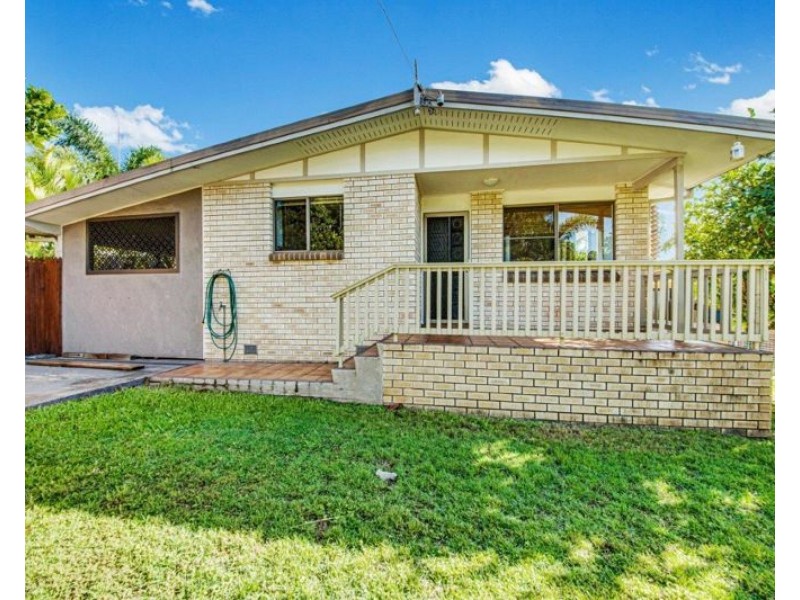 3 Bellemere Court, Boyne Island QLD 4680
