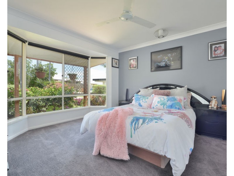 67 Emmadale Drive, New Auckland QLD 4680